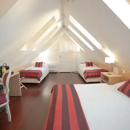 Hotel Little King U Malvaze 4*
