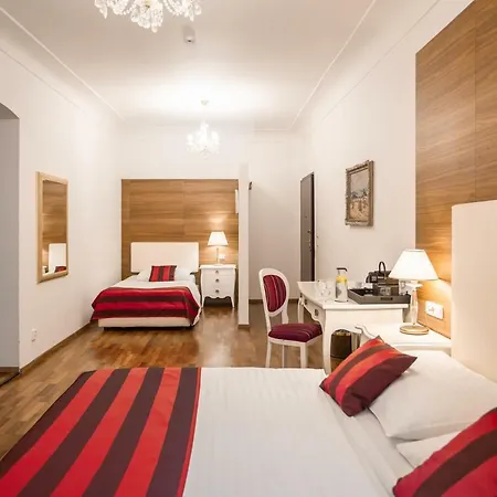 Little King U Malvaze 4* Praga