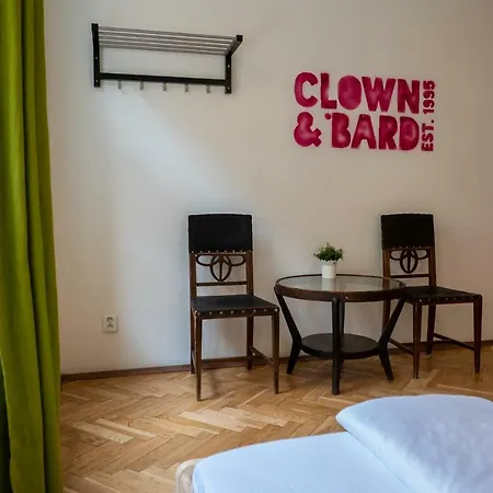 Hostel Clown And Bard Prague