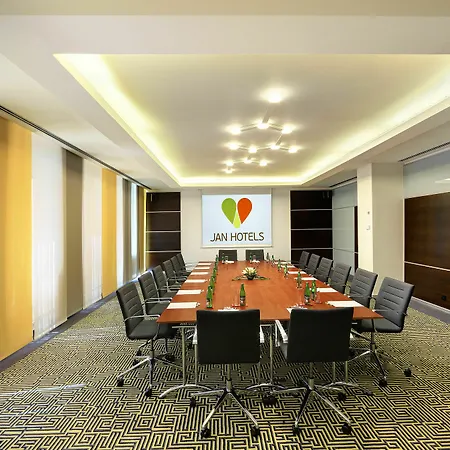 Duo Hotel 4*