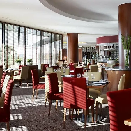 Hotel Corinthia