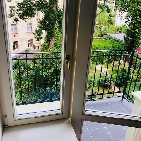 Apartment Friendly In