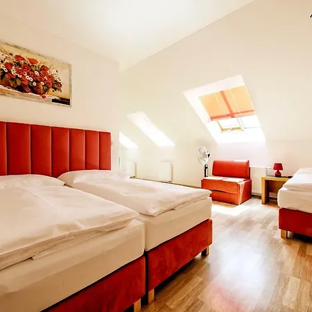 Hotel Otakar 3*