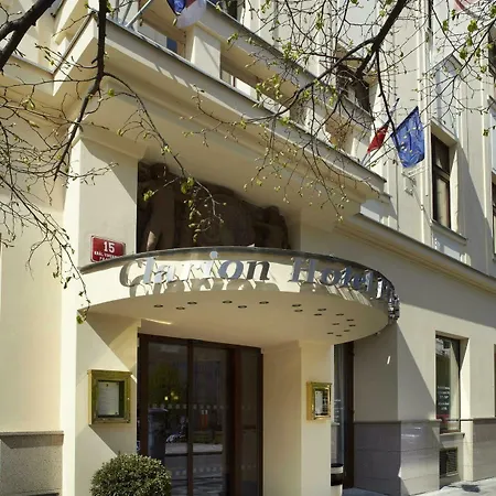 Clarion Hotel