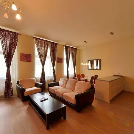 Downtown Kodanska 4*