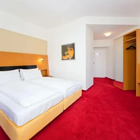 Theatrino Szálloda 4*