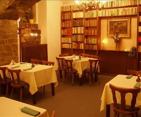 U Semika Hotel
