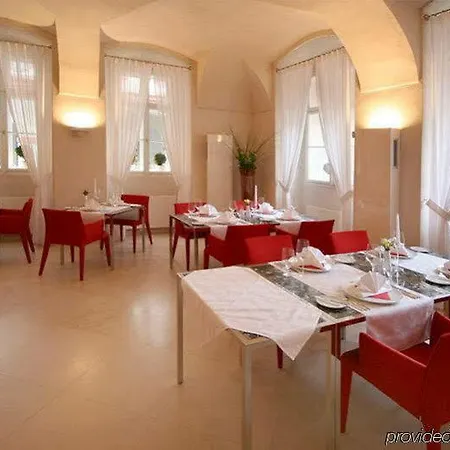 Three Storks 5* Prag