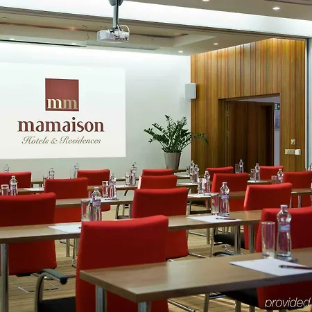 Mamaison Riverside Прага
