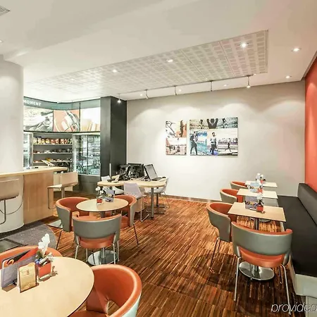 Hotel Ibis Old Town