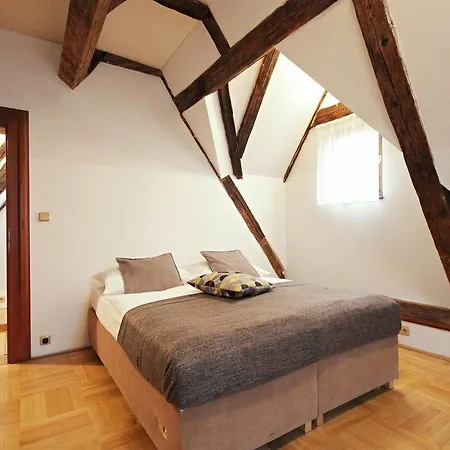 Apartment Old Town *