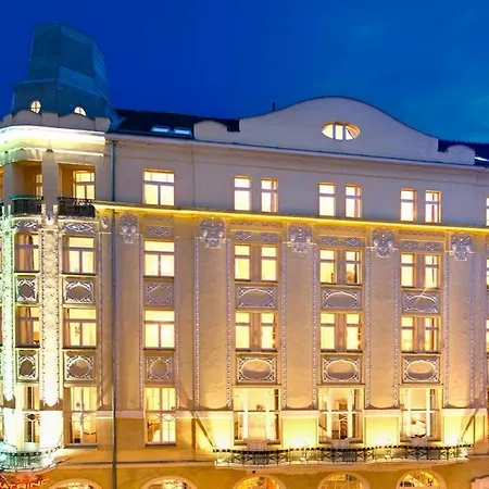 Szálloda Theatrino