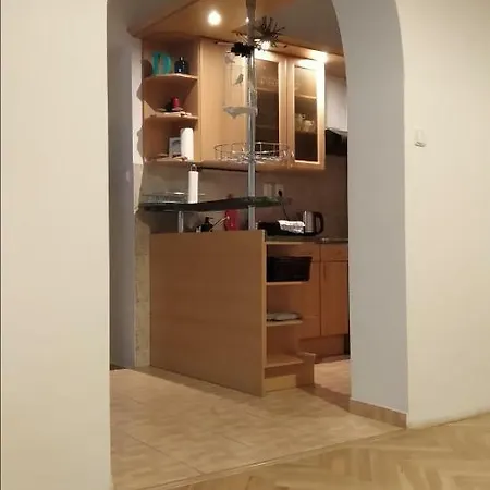Ruzova Spot
