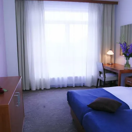 Academic & Congress Centre Hotel 4*