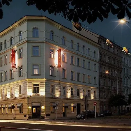 Centre Plaza Hotel