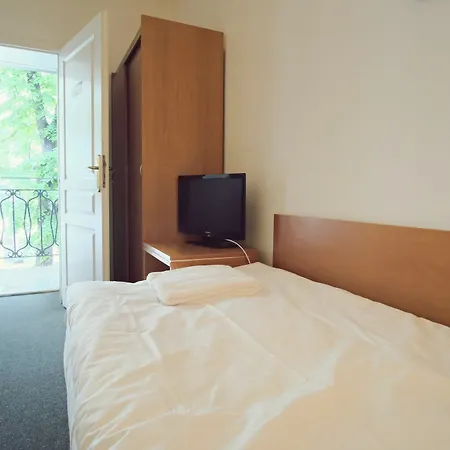 Hostel Sir Toby's Midtown *