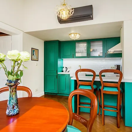 Apartment Manesova No.5 Prague