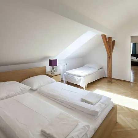 Capital 3*