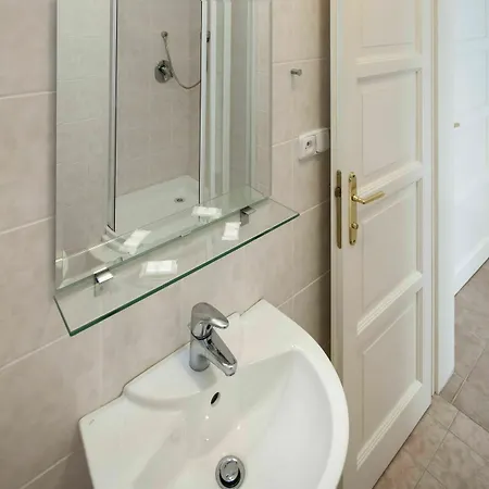 Capital 3* Prague