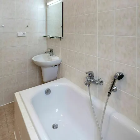 Capital 3* Prague