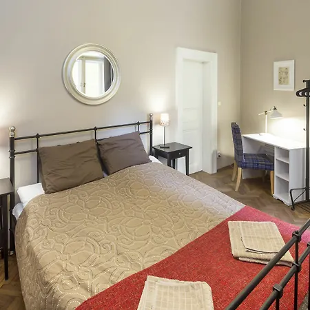 Old Town Square - Dlouha Apartment Prague