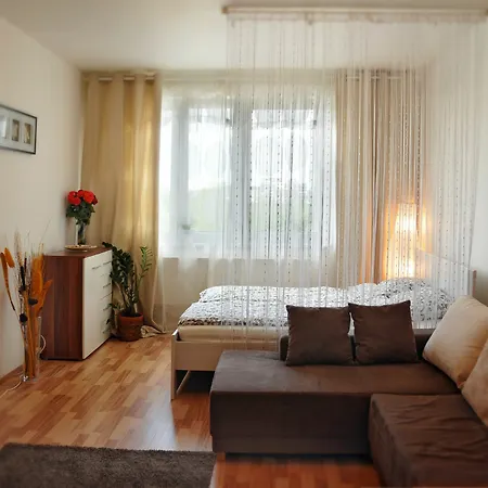 Homeroomsprague Prague