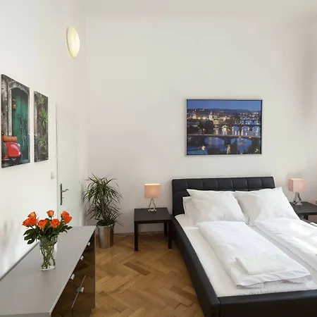 Capital 3* Prague