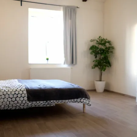 Legerova Apartment Prague