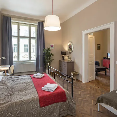 Old Town Square - Dlouha Apartment Prague