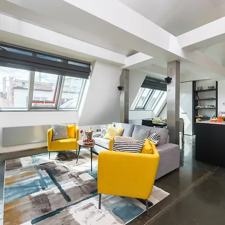Empirent New Town Apartment