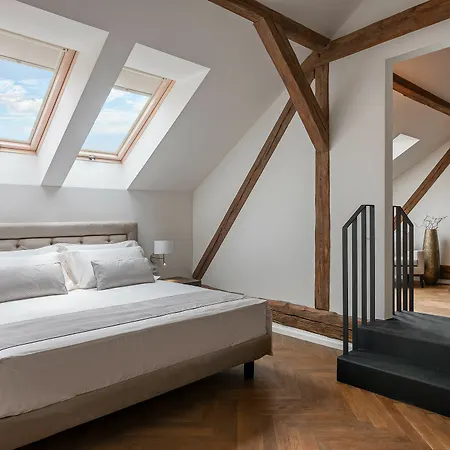 Aparthotel Limehome Halkova