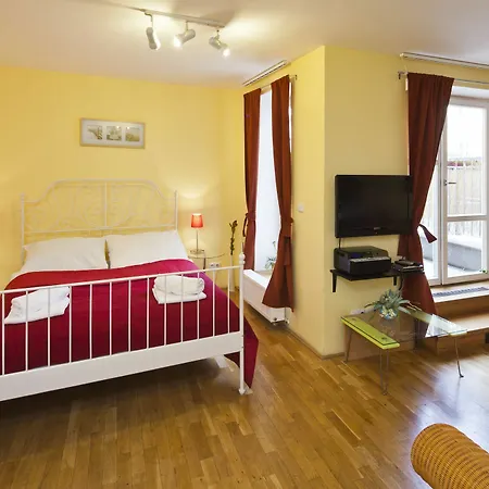 Aparthotel Capital 3*