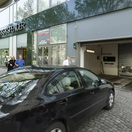 Capital Aparthotel 3*