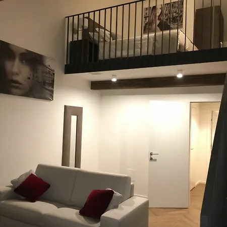 H7 Palace Praga