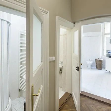 Apartment Old Town Square - Dlouha Prague