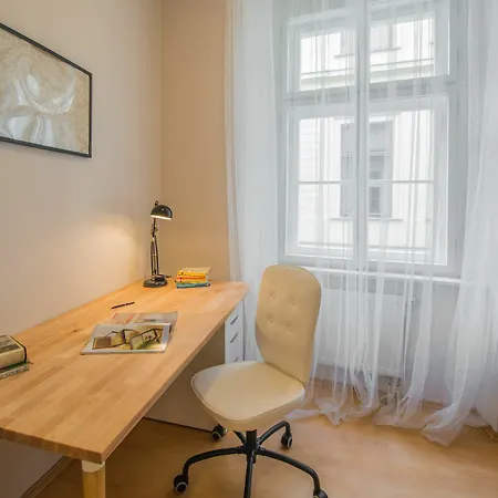 Rybna 2 Apartment