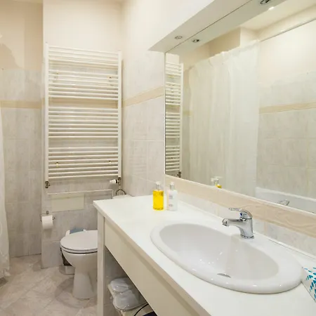 Rybna 2 Apartment *