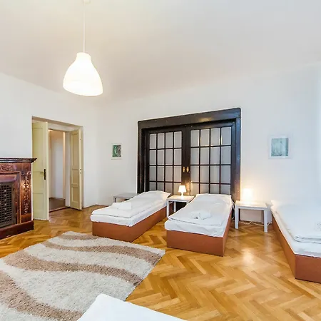 Welcome Aparthostel Otel