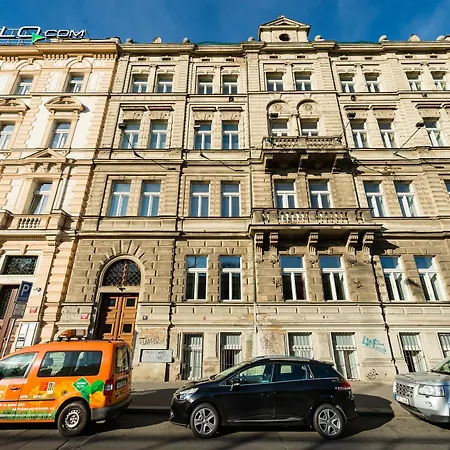 Empirent Wenceslas Square Prag