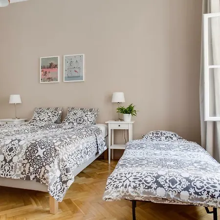 Jt's Jecna Str. Apartment Prague