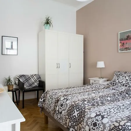Apartment Jt's Jecna Str.