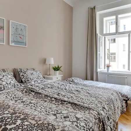 Apartment Jt's Jecna Str. *