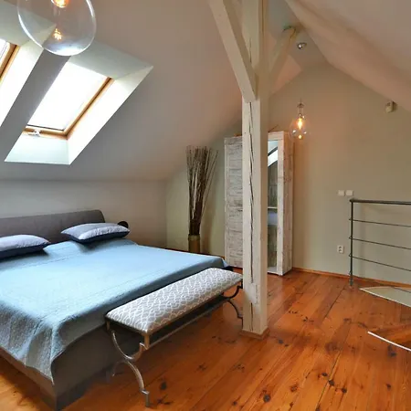 The Loft @ Museum Apartment