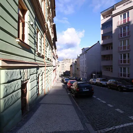 Zaverka Near Castle Apartment