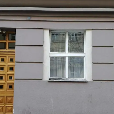 Premyslovska - 2 Bathrooms *