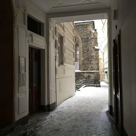 Private - St. Martin Ve Zdi