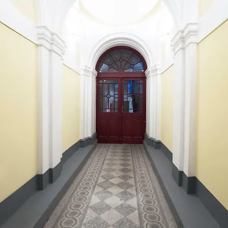 Apartment In Rumunska 355/9