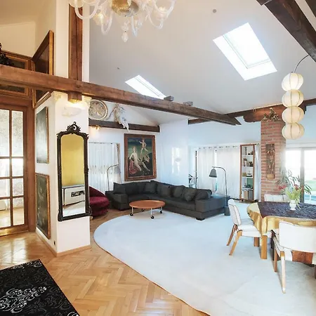 Apartment Unique Luxury Loft With Terrace In Old Town
