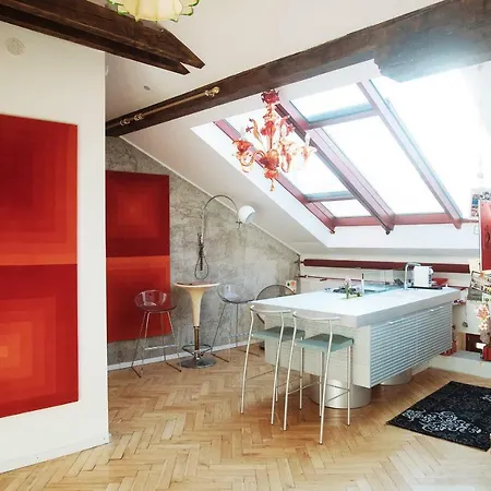 Apartment Unique Luxury Loft With Terrace In Old Town Prague