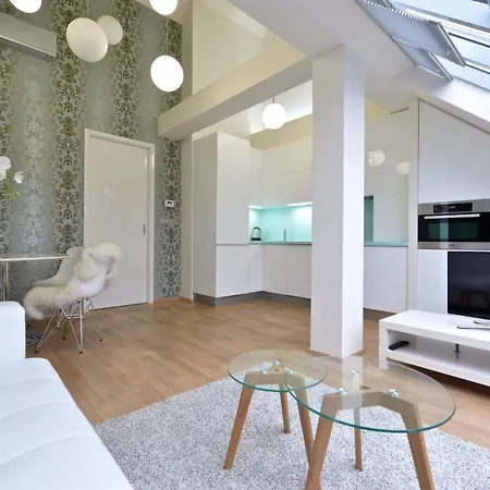 Designer Loft 2